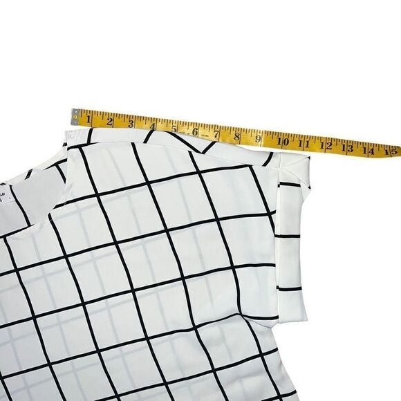 MOD BOUTIQUE Black & White Grid Pattern Short Sleeve Blouse Size L - Picture 6 of 6